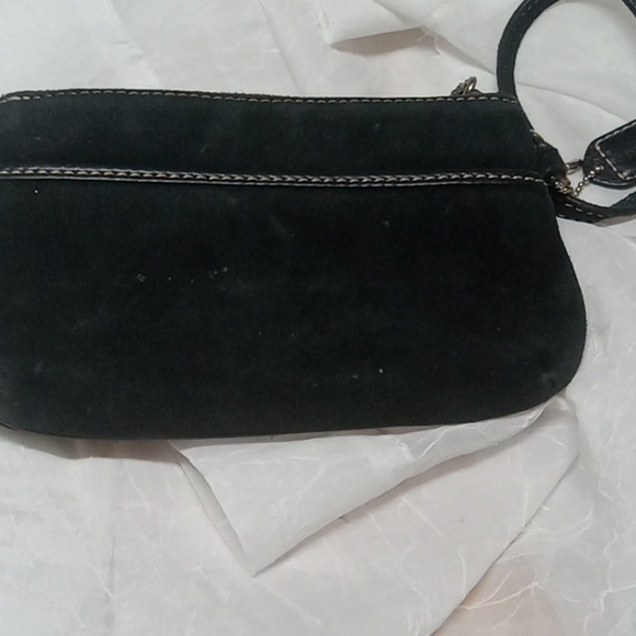 Etienne Aigner black leather wristlet - Picture 5 of 7